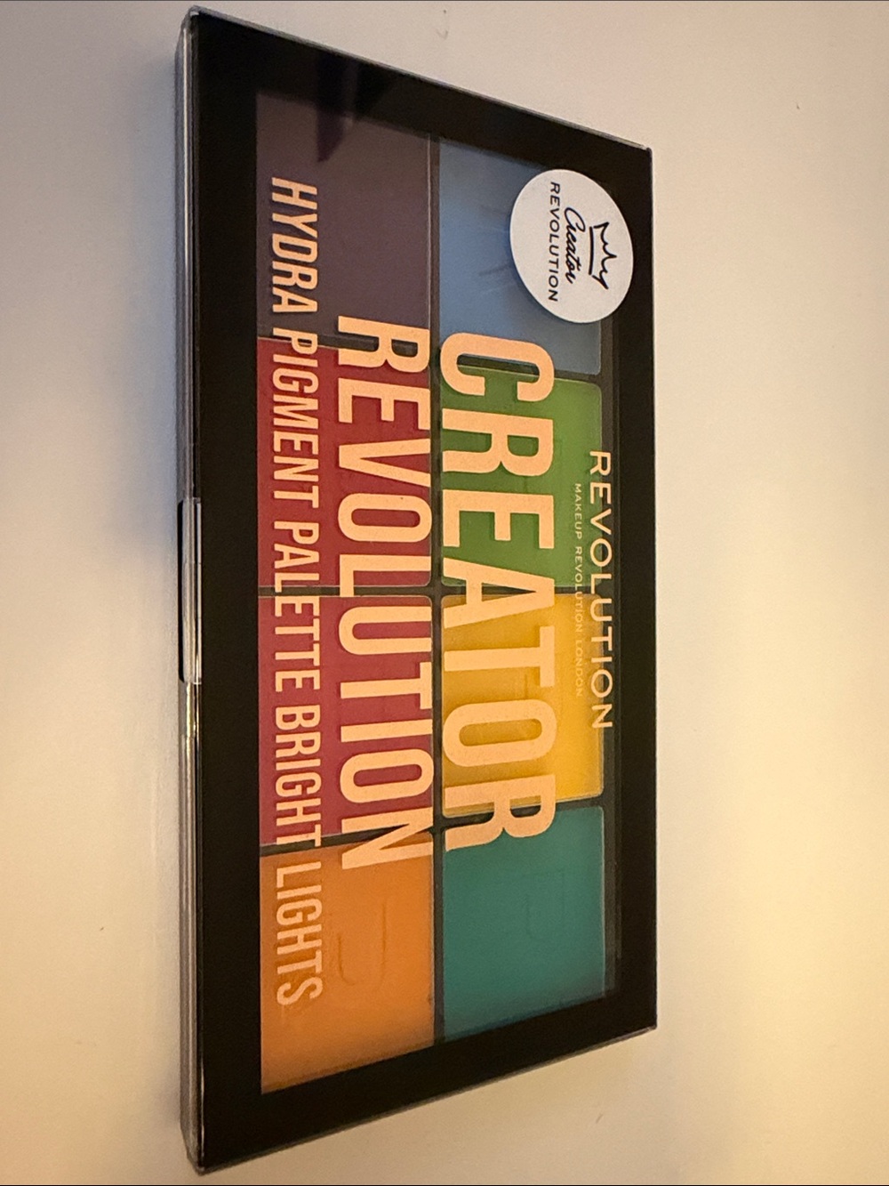 Revolution Creative Revolution Hydra Pigment Palette